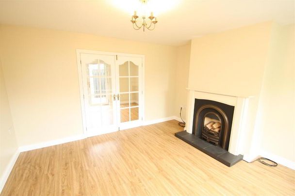 4 Riverview Heights, Ballynahinch, BT24 8US - Photo 1