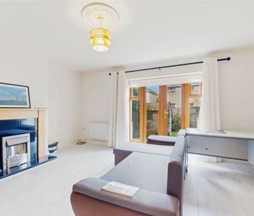 34 Deerpark Square, Kiltipper, Dublin 24, Co. Dublin - Photo 3