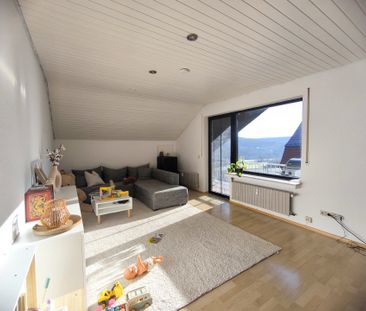 Gemütliche Dachgeschosswohnung mit Panoramablick in ruhiger Lage vo... - Photo 6