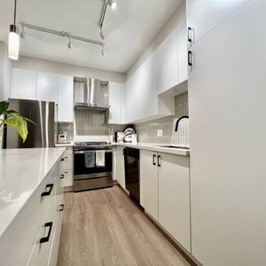 1 BEDROOM, 1 BATHROOM + DEN CONDO AVAILABLE APRIL 1ST - Photo 2