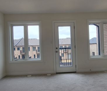 For Lease - 31 Cherry Hill, Barrie, Ontario - Photo 4