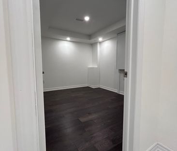 For Lease - 8 Finley Way, Markham, Ontario - Photo 3