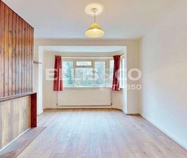 Costons Lane, Greenford, UB6 - Photo 2