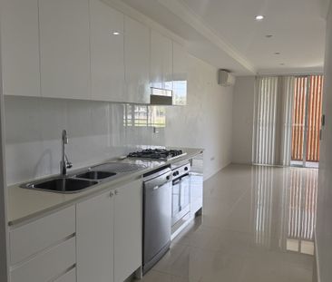 9/42-44 Hoxton Park Road, LIVERPOOL NSW 2170 - Photo 4