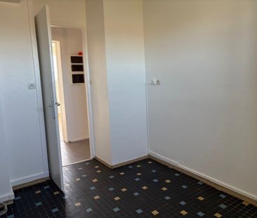 Location Appartement 5 pièces 75 m² La Châtre - Photo 5