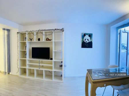 1 bedroom flat to rent - Photo 3