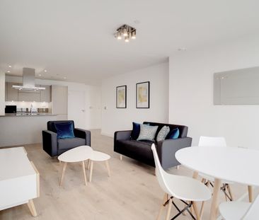 Stratosphere Twoer E15 - Photo 3