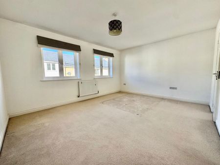 4 bedroom terraced house to rent - Photo 4