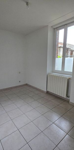 Location appartement 2 pièces, 37.00m², Carmaux - Photo 1