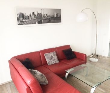 Modern möblierte Wohnung in Monheim - Photo 1