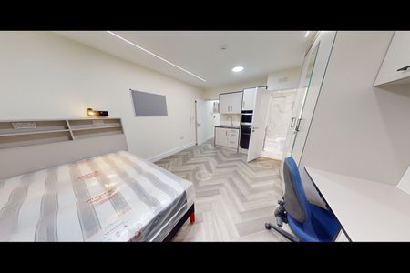 Room in a Shared House, Teignmouth Road, B29 - Photo 5