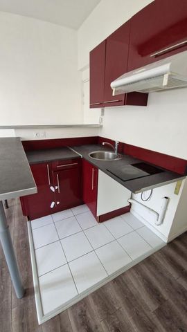 Location Appartement 2 pièces 28m² COULOMMIERS 77120 - Photo 4