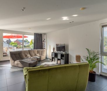 Ruim duplex appartement met 3 slaapkamers! - Photo 2