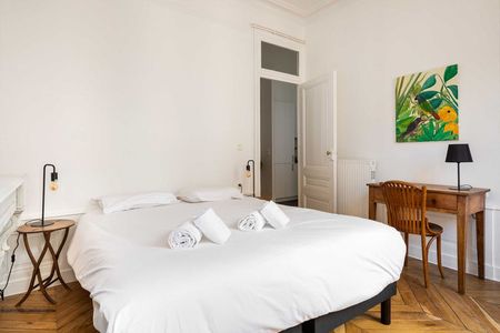 Rue de Castries - Photo 5