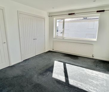 3 bedroom detached house to rent - Photo 4