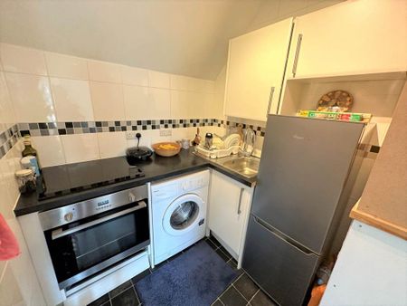 Studio to rent - Photo 3