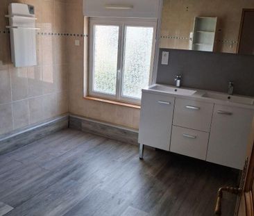 A LOUER MAISON DE VILLE AU COEUR DE SAINT PIERRE BROUCK venez décou... - Photo 4