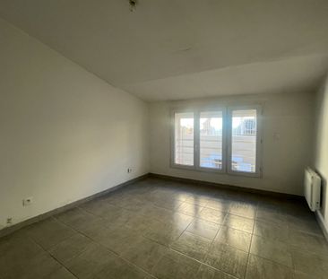 Appartement T3 + garage centre Saint Cannat - Photo 5