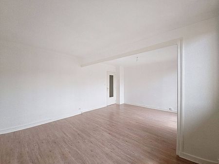 Location appartement 4 pièces 69 m² à Bourg-en-Bresse (01000) - Photo 5