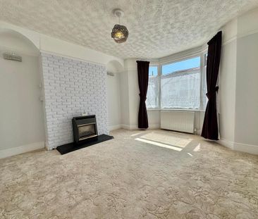 3 bedroom terraced house to rent - Photo 3
