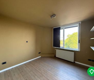 Ruime woning met 5 slaapkamers te Zwevezele - Foto 3