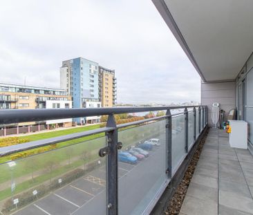 2 bedroom apartment to rent - Photo 2