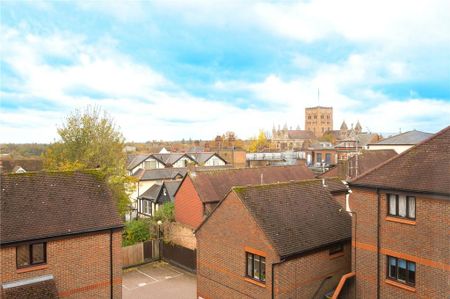 2 bedroom semi-detached house to rent - Photo 4