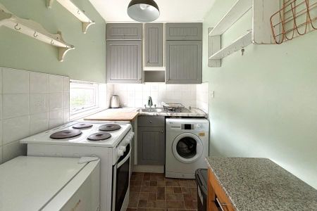 1 bedroom maisonette to rent - Photo 3