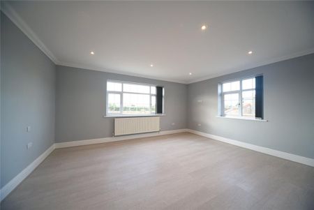 4 bedroom bungalow to rent - Photo 3