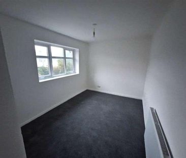 Chester Avenue, Liverpool, L30 - Photo 5