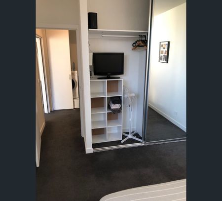 304/82 La Scala Ave, Maribyrnong, Vic 3032 - Photo 2