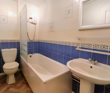 2 bedroom terraced house to rent - Photo 5