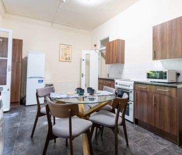 Fortess Road, London - Photo 2