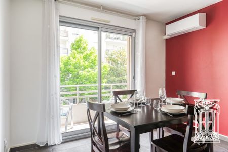 Location Appartement 3 pièces 74m² LYON 7ème - Photo 4