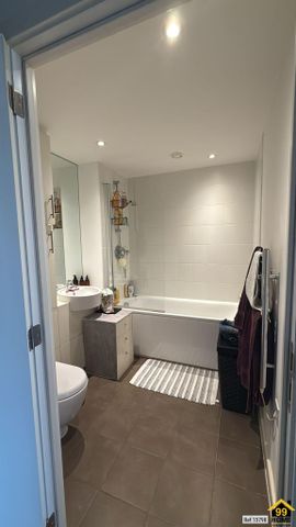 1 bed Studio in Enterprise Place 175 Church Street East, Woking, GU21 6AG - Photo 5