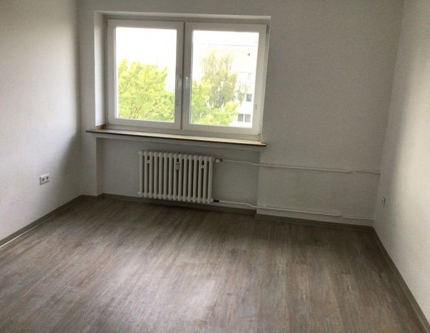 Schöner wohnen und sparen: Wärmedämmung und neue Fenster ! - Foto 1