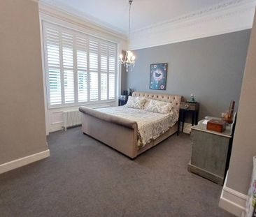 2 bedroom ground floor flat to rent - Photo 6