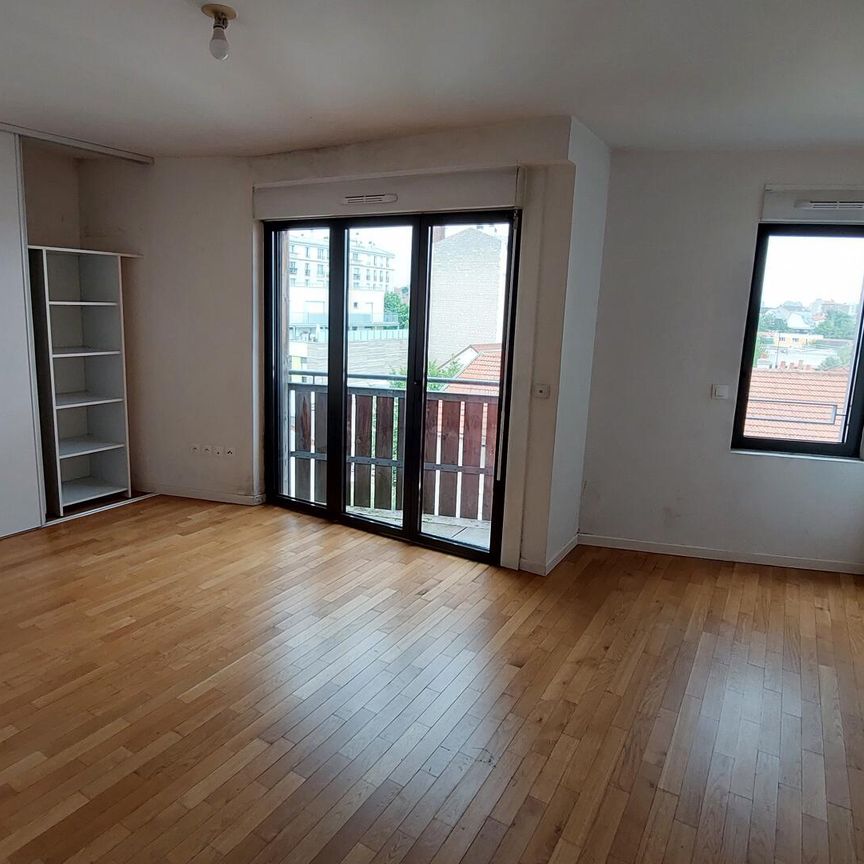 location Appartement T2 DE 26.7m² À MONTREUIL - Photo 1