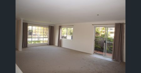 Cottage-Style Duplex in the Heart of Paradise Point - Photo 2