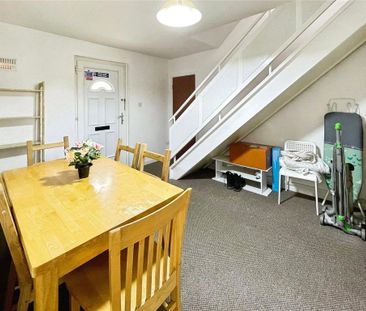 5 bedroom house to rent - Photo 1