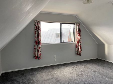 3 Bedroom Home in a quiet cul de sac - Photo 5