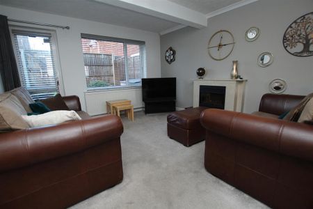 3 bedroom duplex to rent - Photo 2