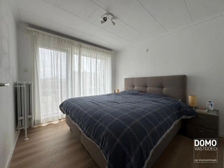 Gerenoveerde woning met tuin en inpandige garage gelegen te Spalbeek, 2 slaapkamers, 140m² bewoonbare oppervlakte, Energielabel C - Photo 5