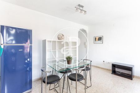 Flat for rent with views in Ciutat Jardí (Valencia) - Photo 4