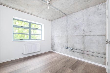 3 bedroom apartment to rent - Photo 2