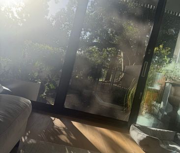 Brighton East - Photo 1