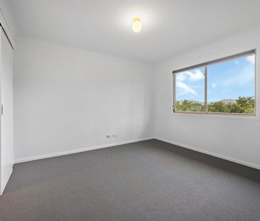 Freshly Updated 4-Bedroom Home in Sought-After The Gap - Photo 3