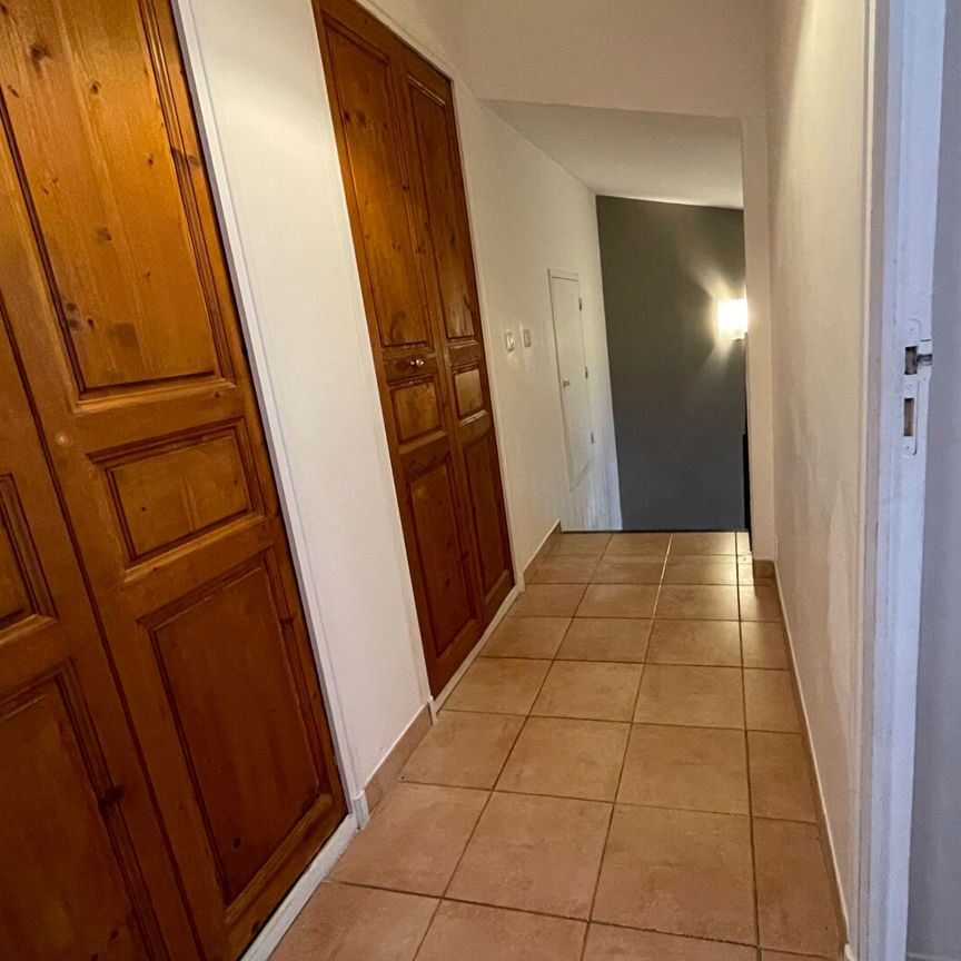 Maison à louer Carry Le Rouet 6 pièces, 5 chambres 162.90 m2, jardin, terrasse, - Photo 1