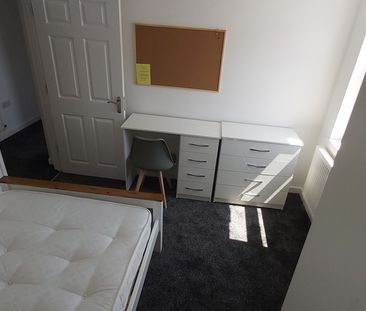 4 Bed Student Accommodation - Photo 1