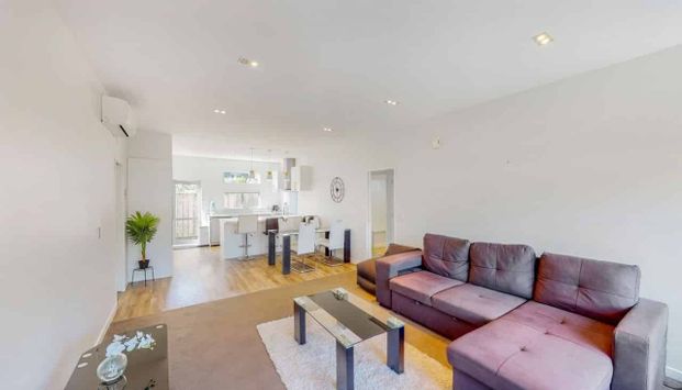 Gorgeous Four Bedroom Modern Home - Photo 1